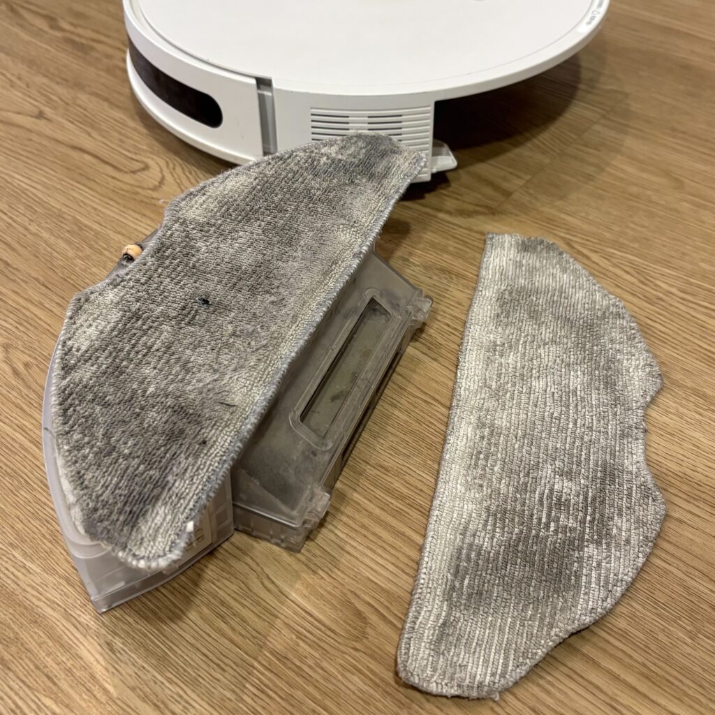 髒拖布與乾拖布對比示意圖