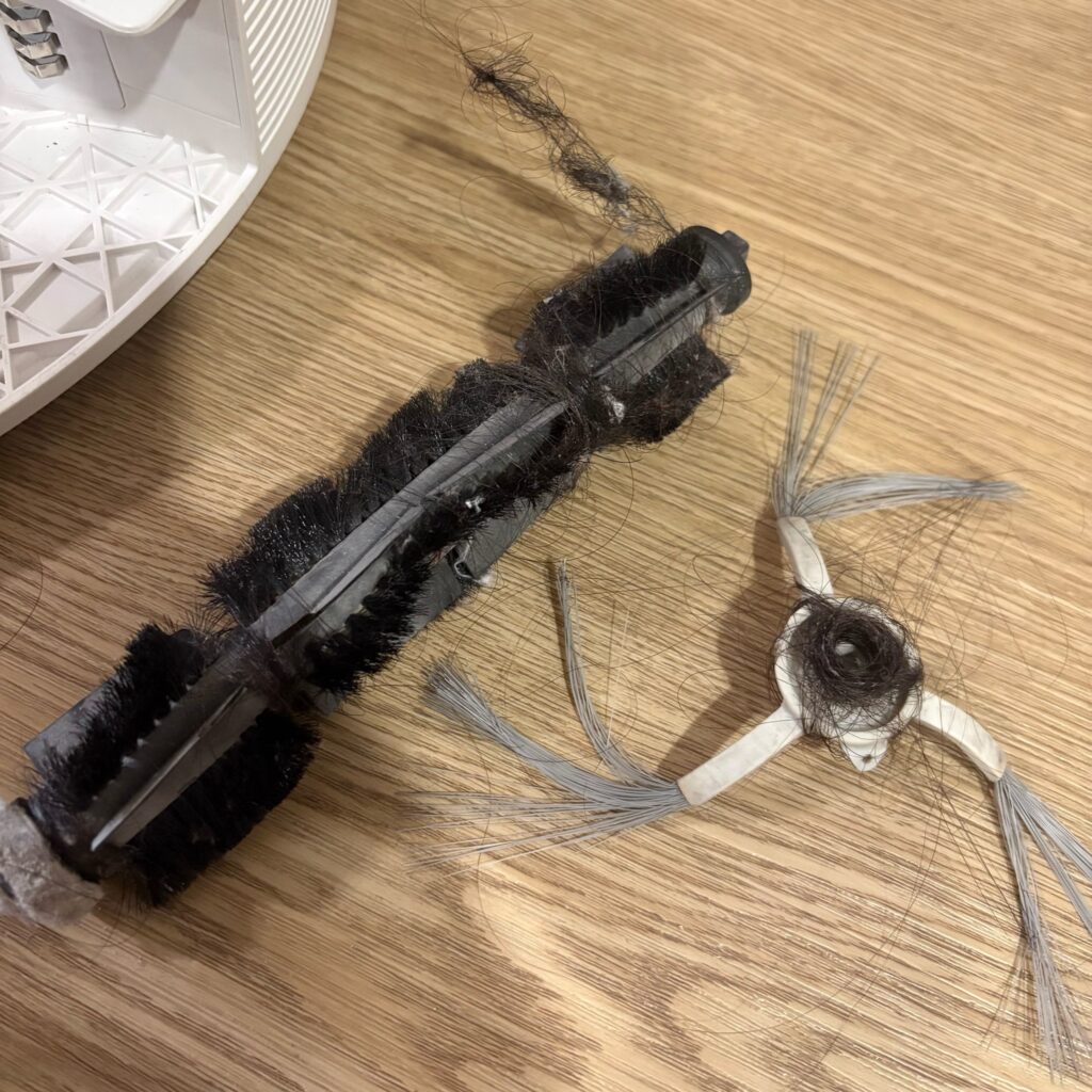 長髮族嚴重卡髮_示意圖